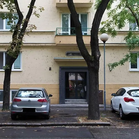 Casa *